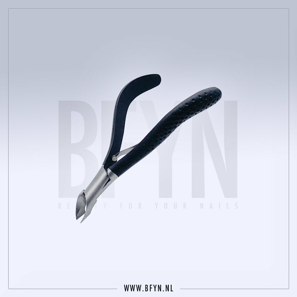 Cuticle Cutter
